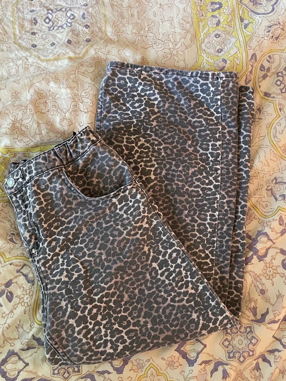 Zara wide leg cheetah jeans